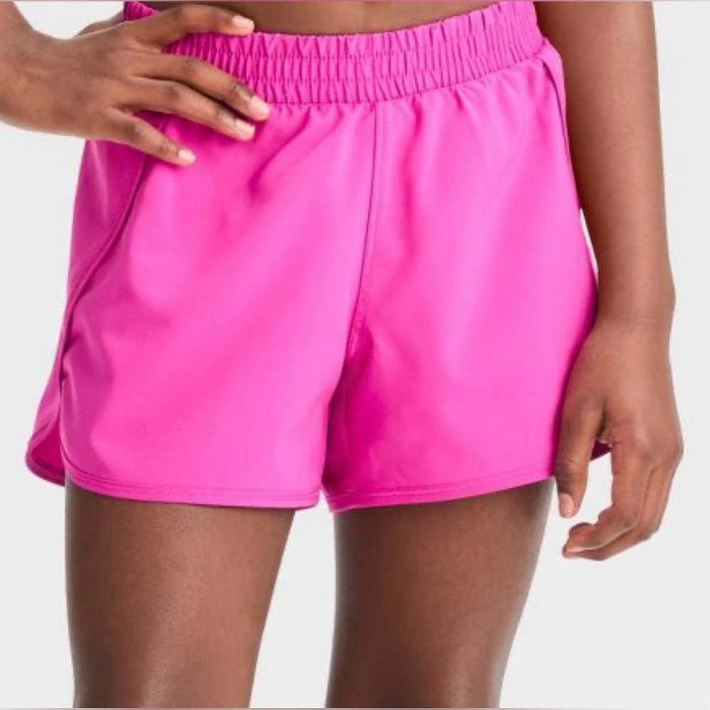 NWT All in Motion Athletic Women’s Low Rise 2” Tulip Run Shorts Vibrant Pink